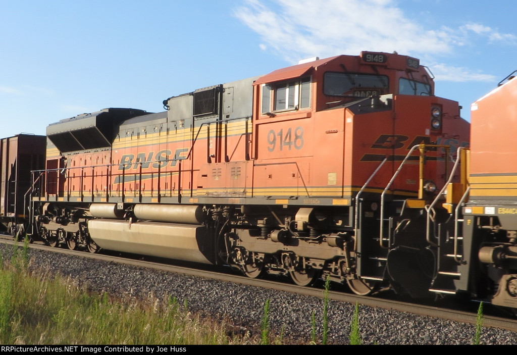 BNSF 9148